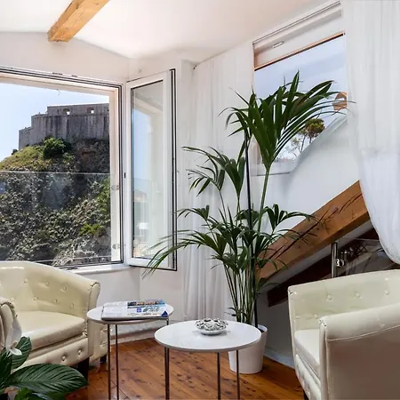 Luxury Old Town With Breathtaking Sea View Apartment *