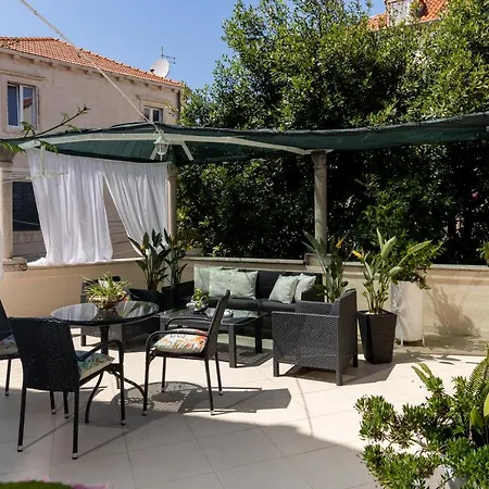 Luxury Old Town With Breathtaking Sea View Apartman *