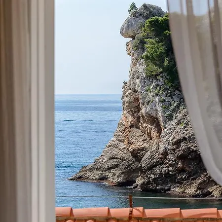 Luxury Old Town With Breathtaking Sea View Apartment *