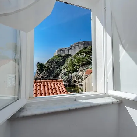 Luxury Old Town With Breathtaking Sea View Apartment *
