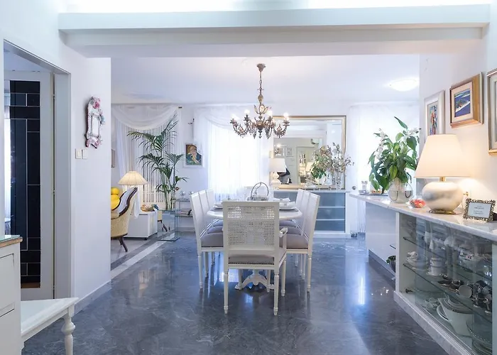 Luxury Old Town With Breathtaking Sea View