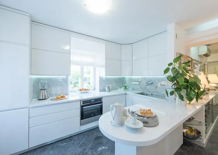 Luxury Old Town With Breathtaking Sea View