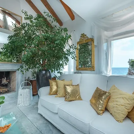 Luxury Old Town With Breathtaking Sea View
