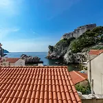 Luxury Old Town With Breathtaking Sea View Apartman